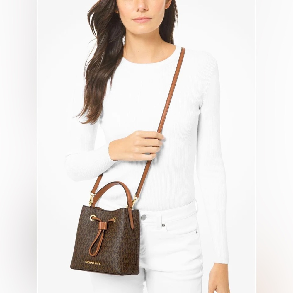 MICHAEL KORS Suri Medium Logo Buckle Crossbody Bag